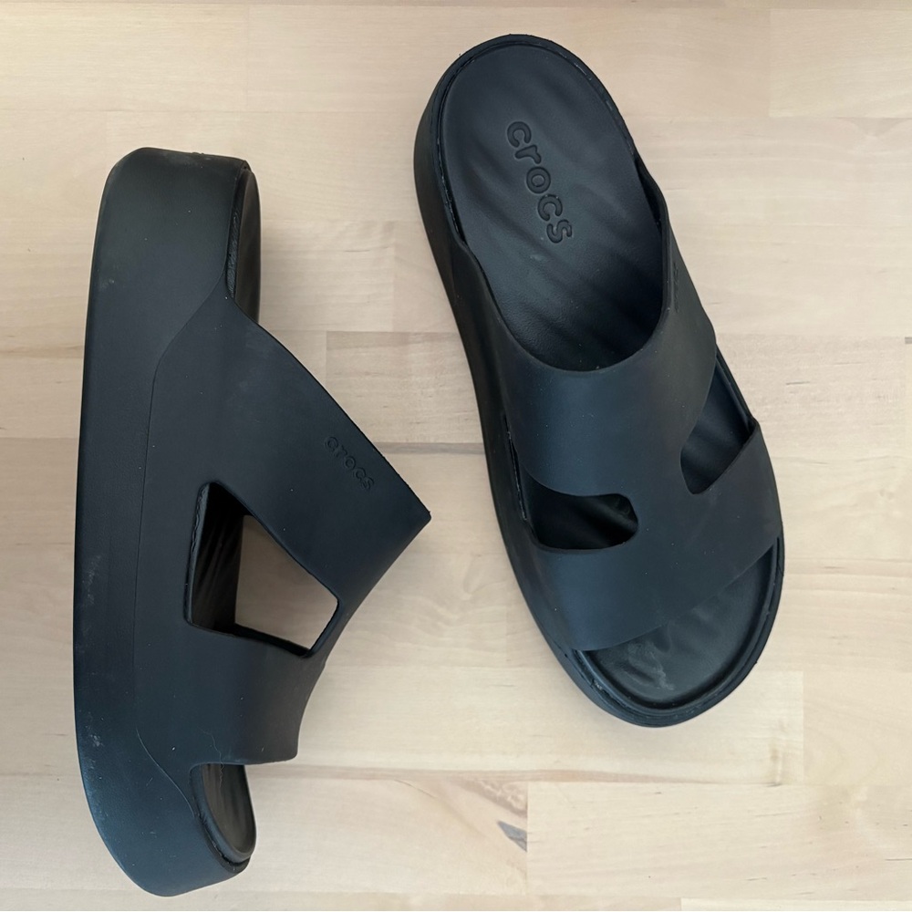 Crocs Women's Black H Strap Platform Sandals